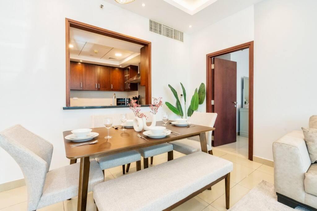 New! Luxury 3Bedroom With Spectacular Burj Views Downtown ดูไบ ภายนอก รูปภาพ
