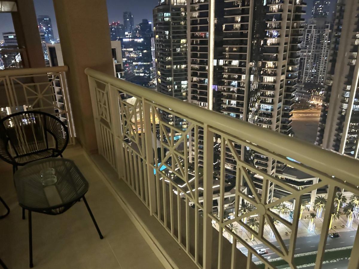 New! Luxury 3Bedroom With Spectacular Burj Views Downtown ดูไบ ภายนอก รูปภาพ