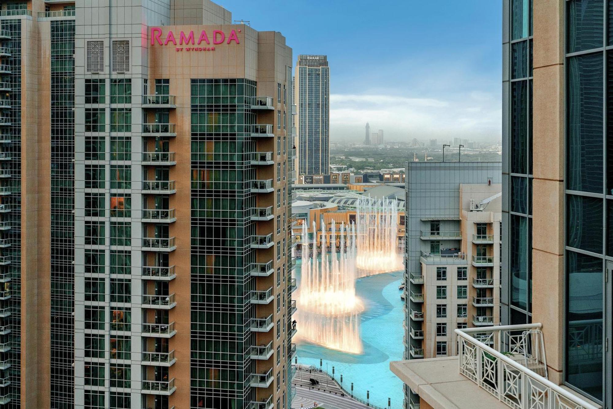 New! Luxury 3Bedroom With Spectacular Burj Views Downtown ดูไบ ภายนอก รูปภาพ