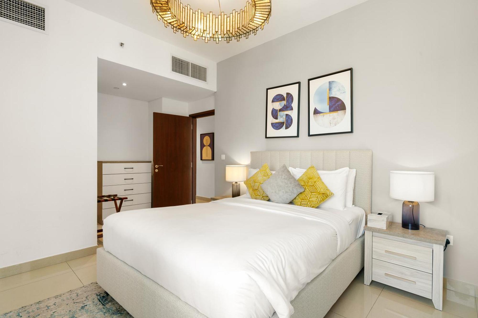 New! Luxury 3Bedroom With Spectacular Burj Views Downtown ดูไบ ภายนอก รูปภาพ